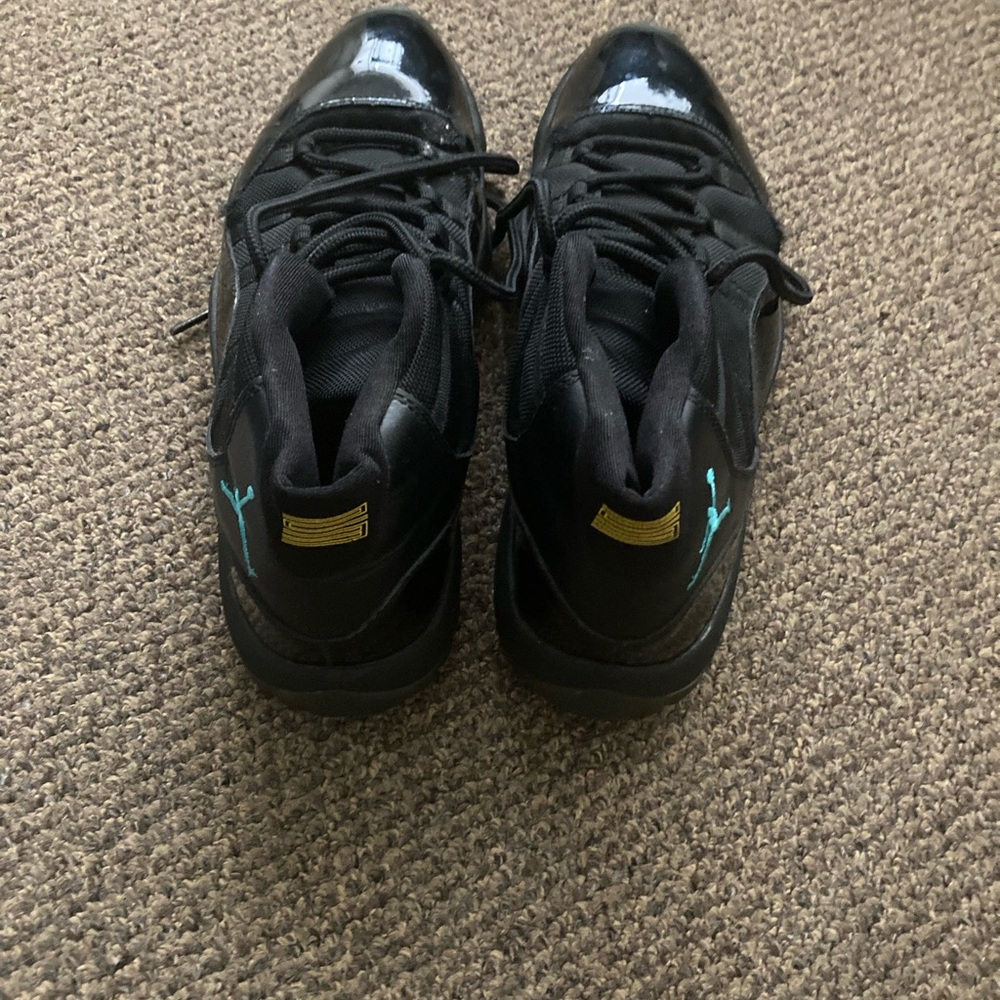 Jordan 11 Retro - Picture 2 of 2